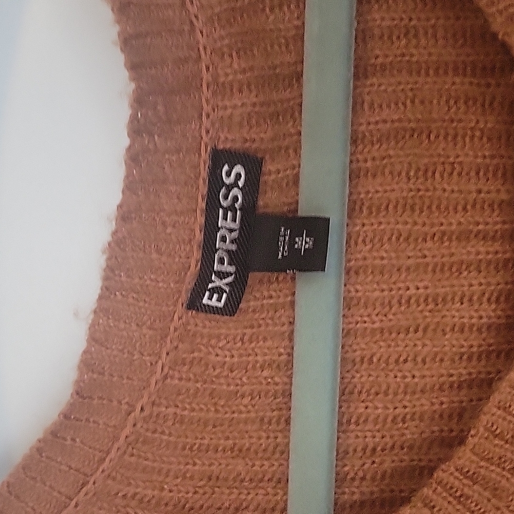 Camel Sweater - Picture 2 of 5